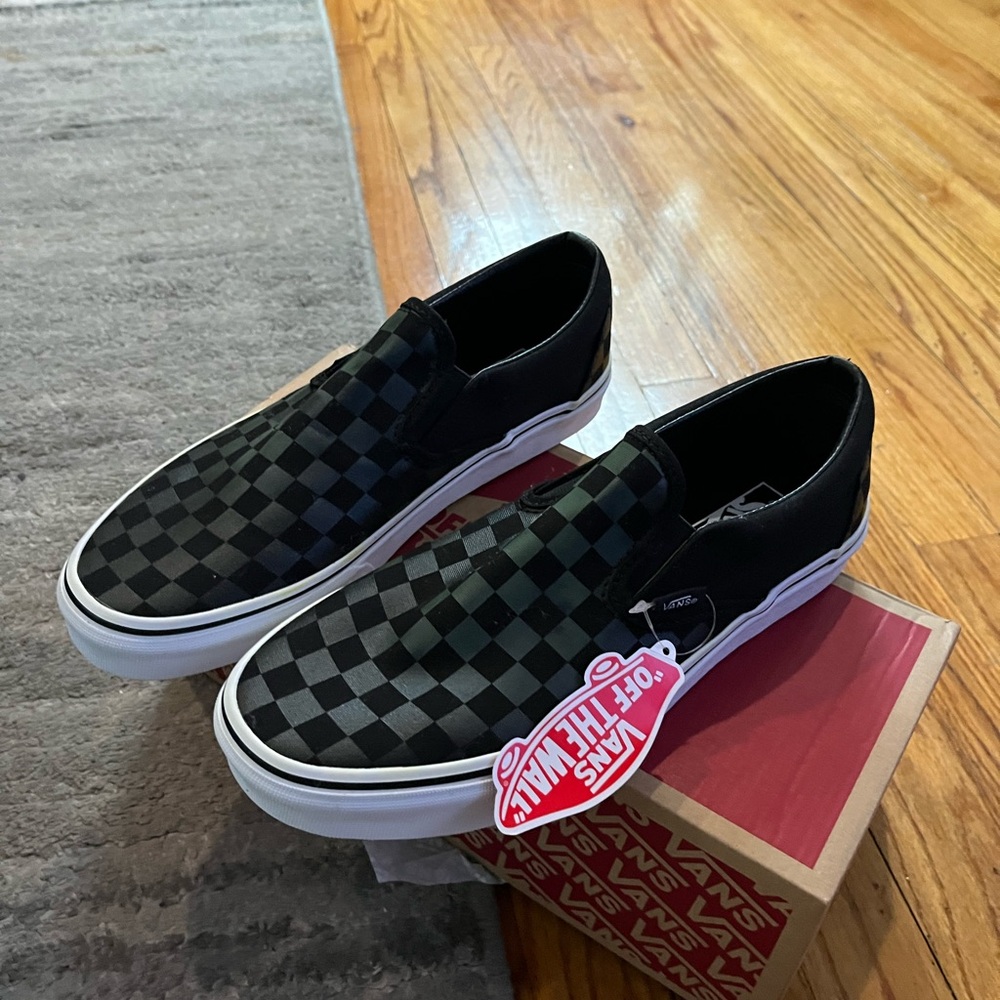 Vans Men's Black and Dark Gray Checkered Slip-On Sneakers